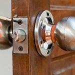 More About The Services Of A Locksmith To Ensure The Safety And Security Of Your Home